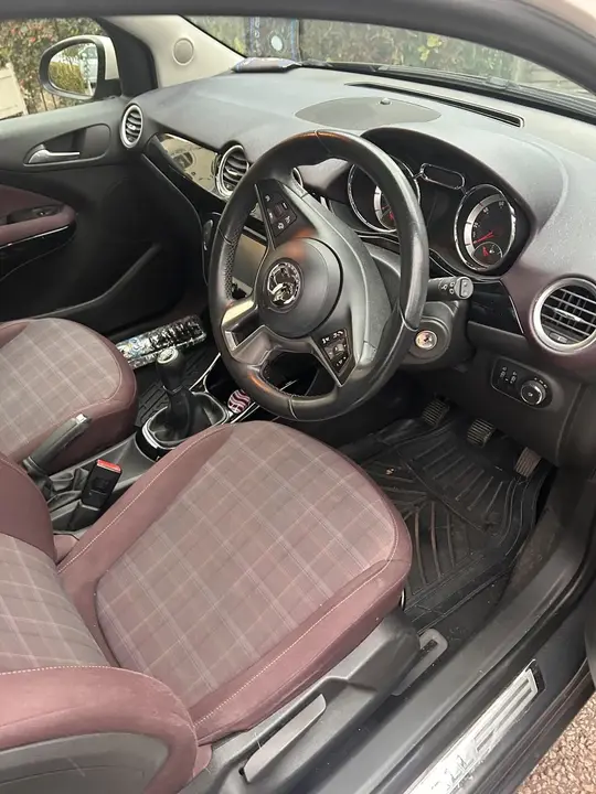 Vauxhall Adam 2014 photo 5