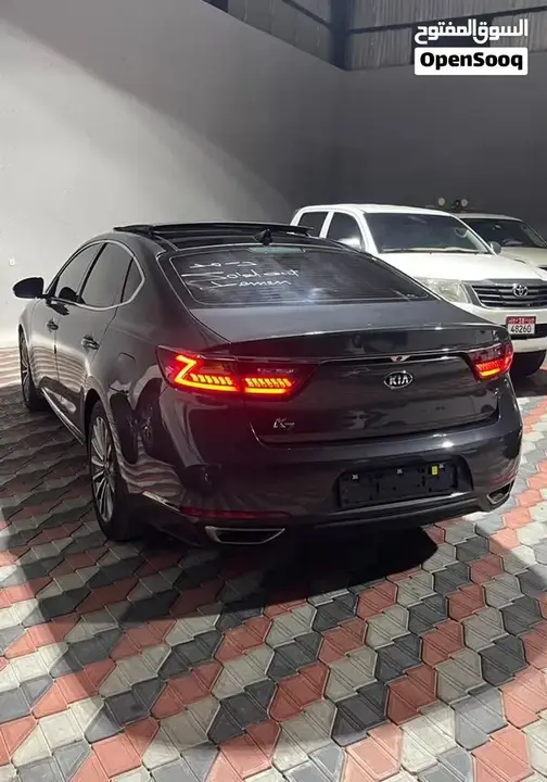 Kia Cadenza 2018 photo 4