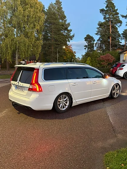 Volvo V70 2014 photo 4