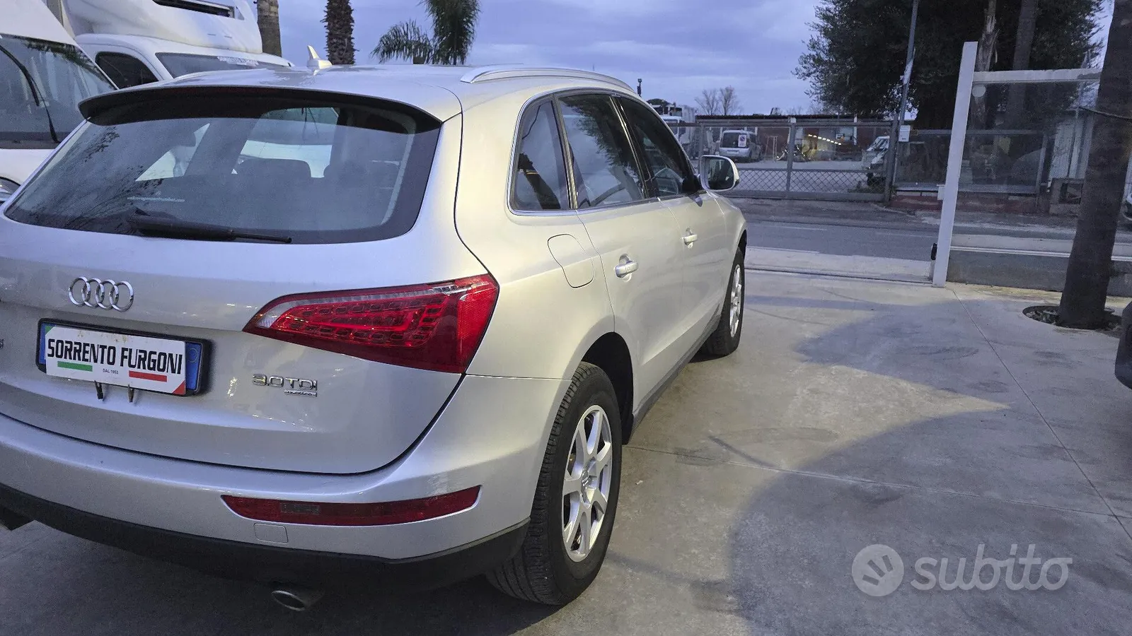 Audi Q5 2010 photo 4