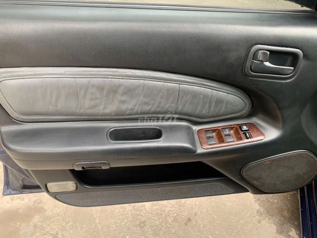 Nissan Cefiro 1995 photo 5