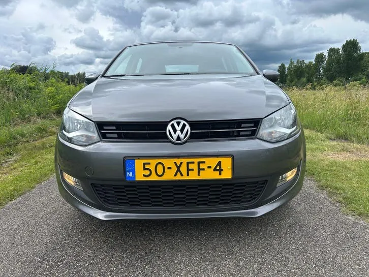 Volkswagen Polo 2012 photo 3