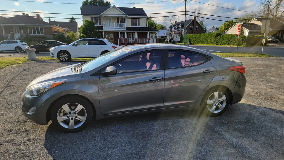 Hyundai Elantra 2012 photo 4