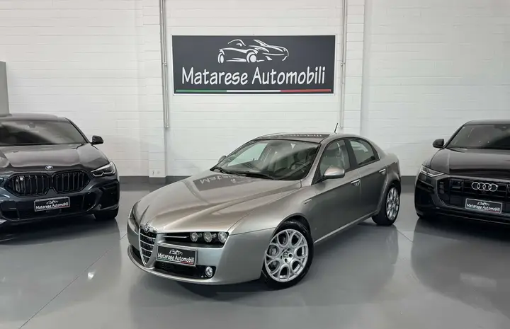 Alfa Romeo 159
