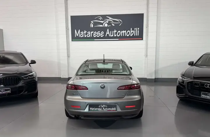 Alfa Romeo 159 2008 photo 5