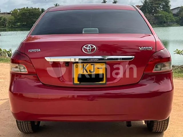 Toyota Yaris 2008 photo 2
