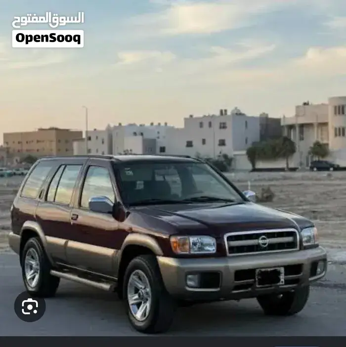 Nissan Pathfinder 2003 photo 2