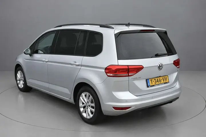 Volkswagen Touran 2017 photo 4
