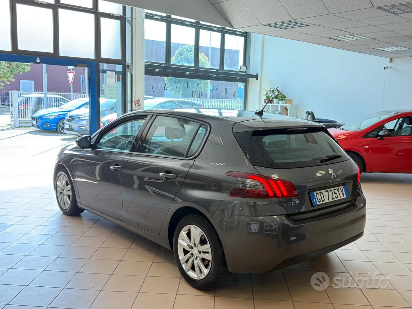 Peugeot 308 2021 photo 2