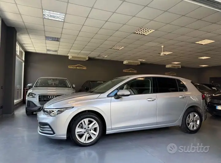 Volkswagen Golf 2021 photo 2