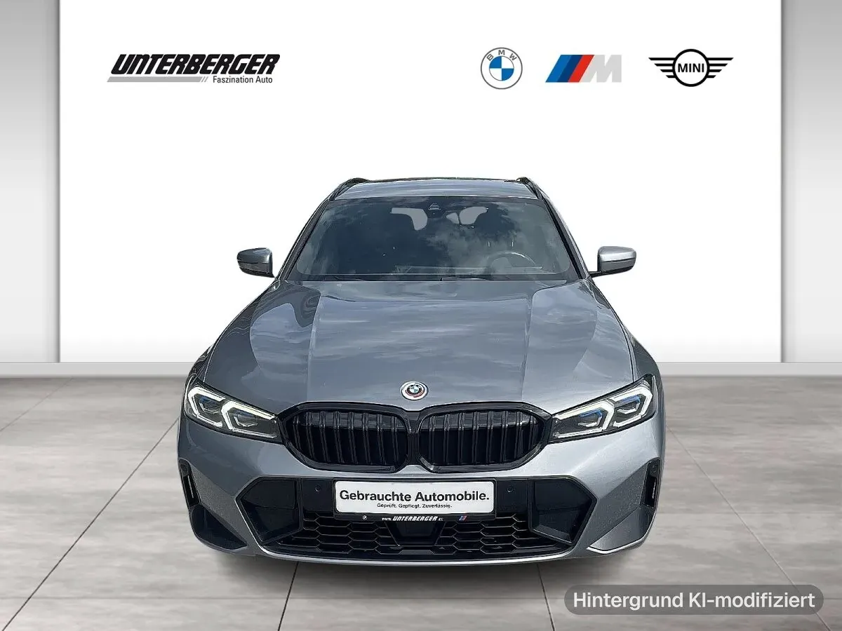 BMW 3 Series 2023 photo 2