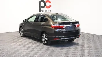 Honda Grace 2014 photo 5