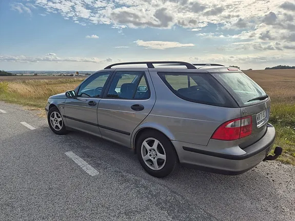 Saab 9-5 2005 photo 2