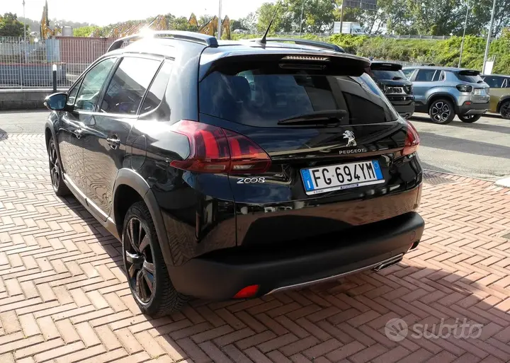Peugeot 2008 2017 photo 5
