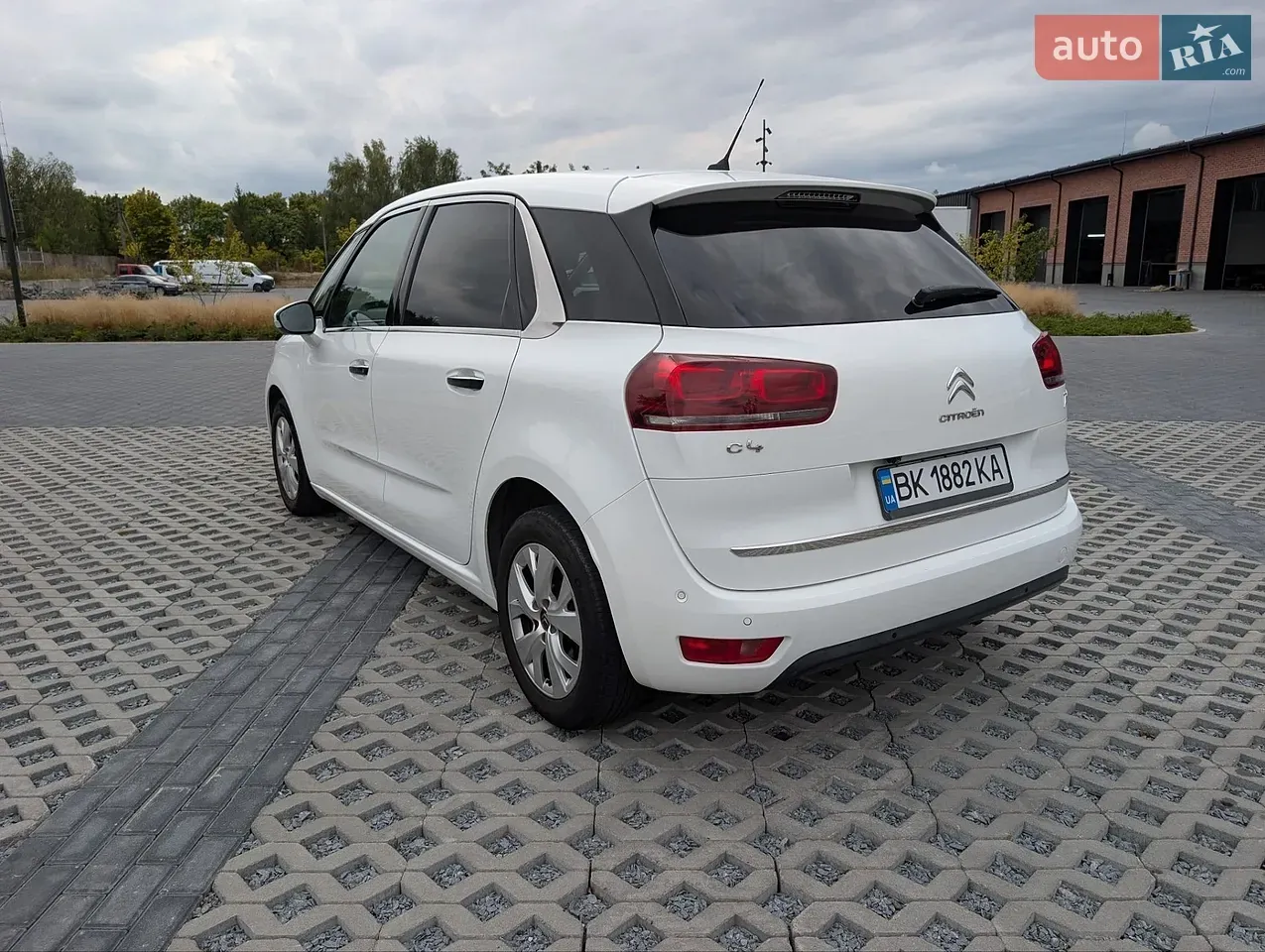 Citroen C4 Picasso 2013 photo 2