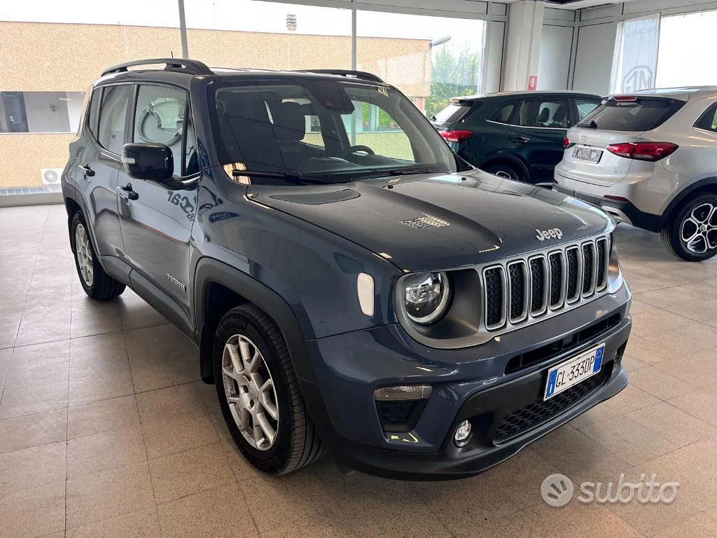 Jeep Renegade 2023 photo 3