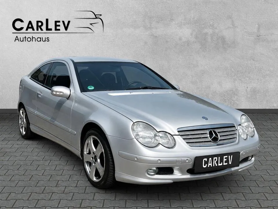 Mercedes-Benz C 230