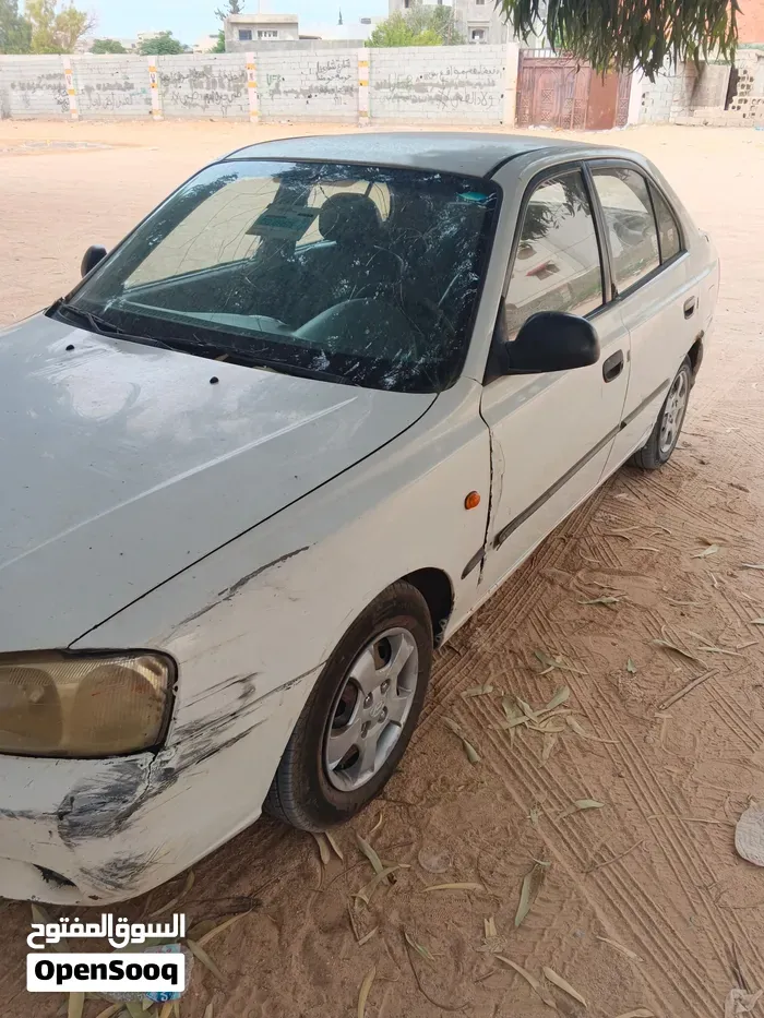 Hyundai Verna 2009 photo 4