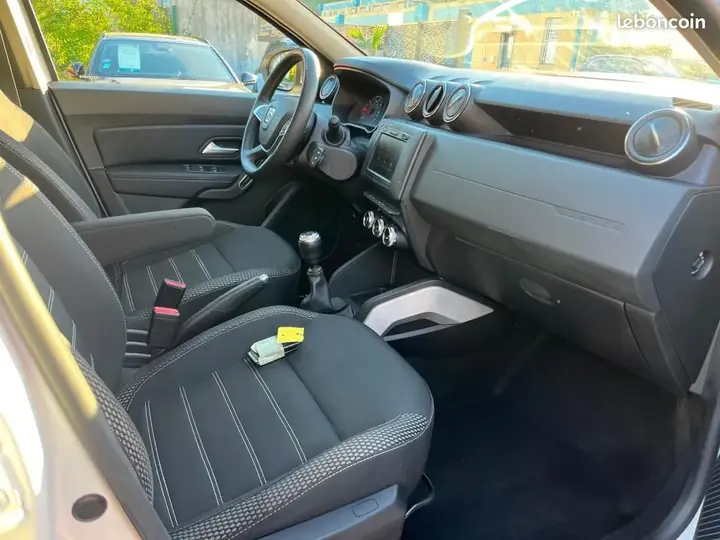 Dacia Duster 2021 photo 3