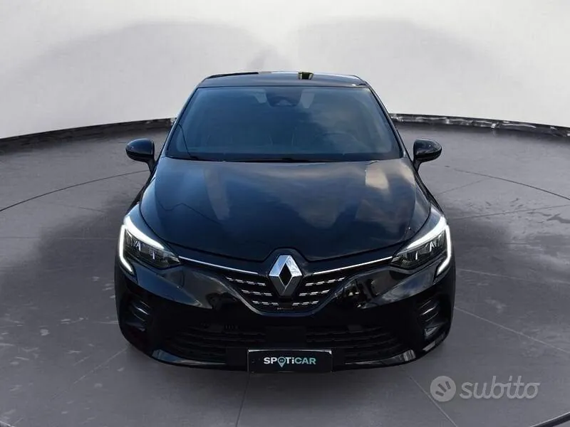 Renault Clio 2023 photo 2