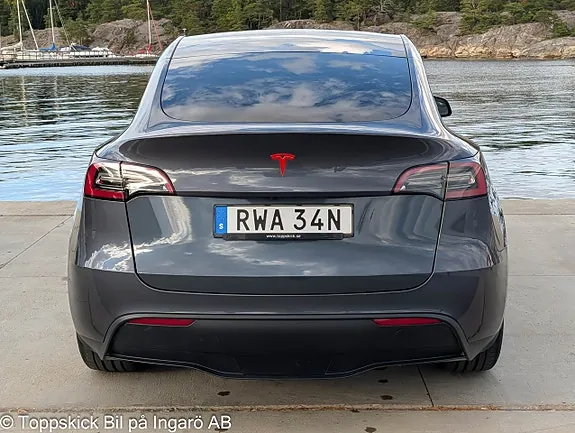 Tesla Model Y 2023 photo 5