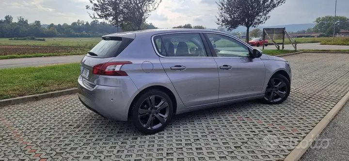 Peugeot 308 2014 photo 3