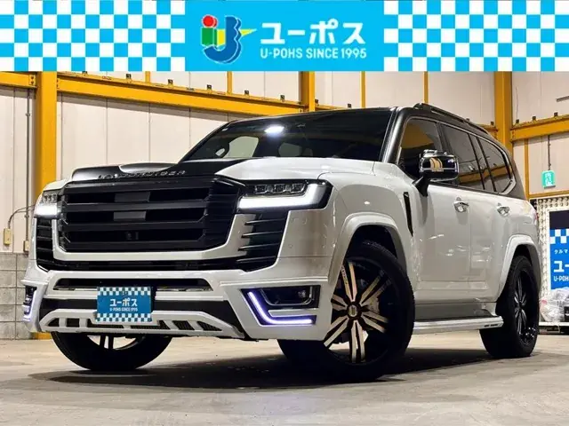 Toyota Land Cruiser 300