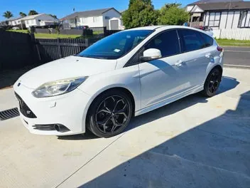 Ford Focus 2012 photo 4