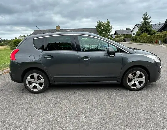 Peugeot 3008 2011 photo 2