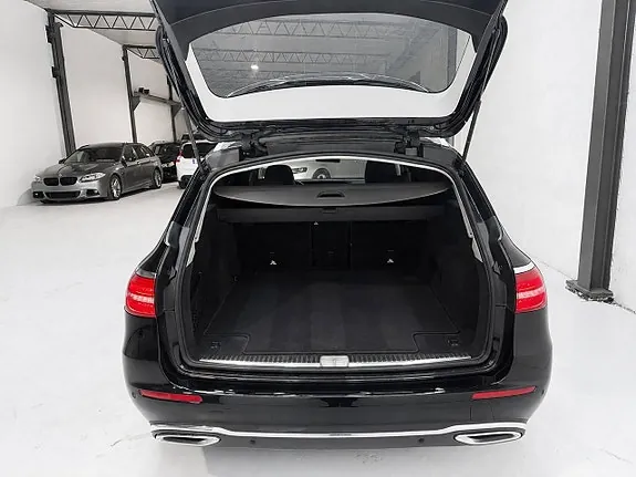 Mercedes-Benz E220 2017 photo 4