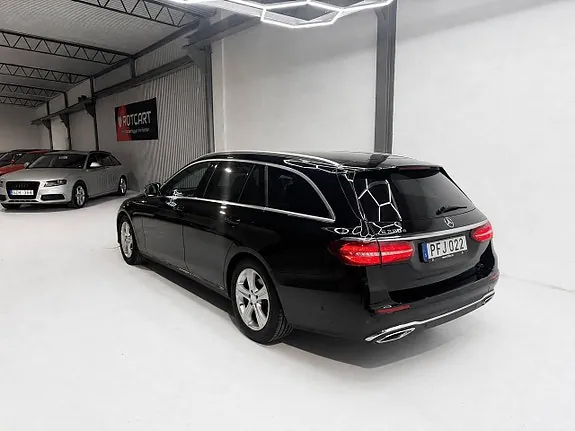 Mercedes-Benz E220 2017 photo 3