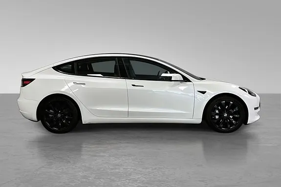 Tesla Model 3 2021 photo 3