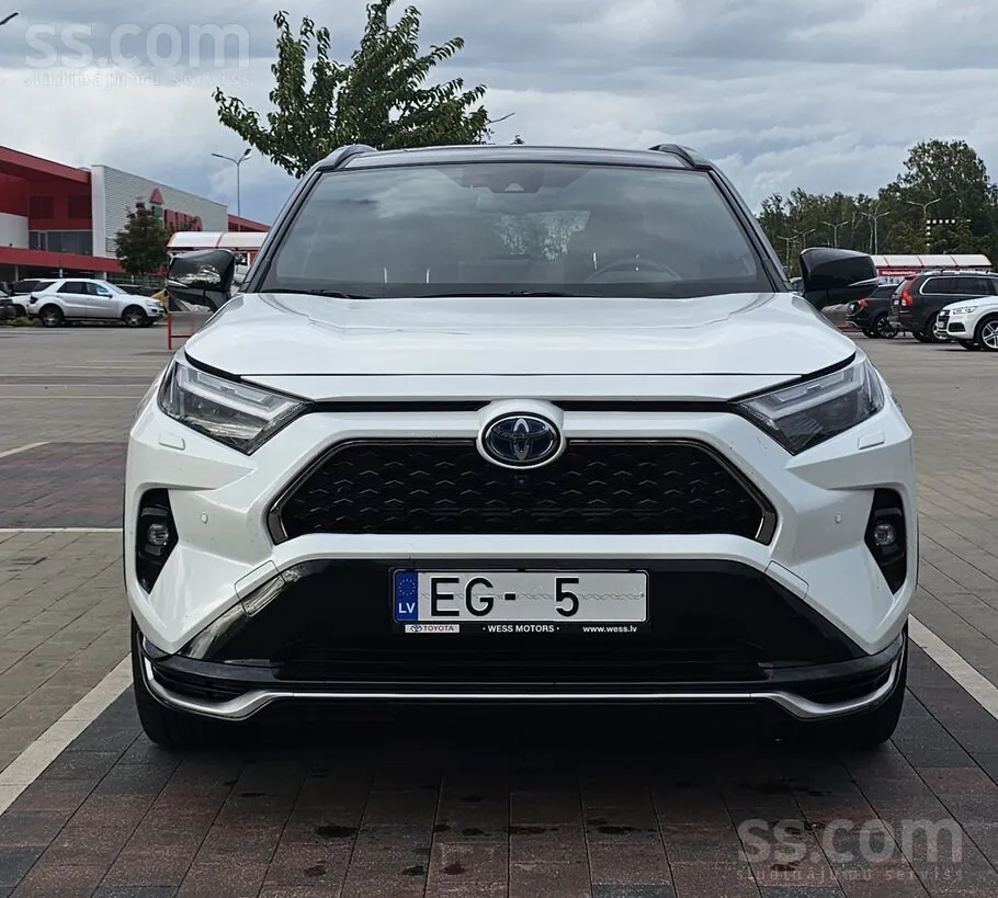 Toyota Rav4 2024 photo 2