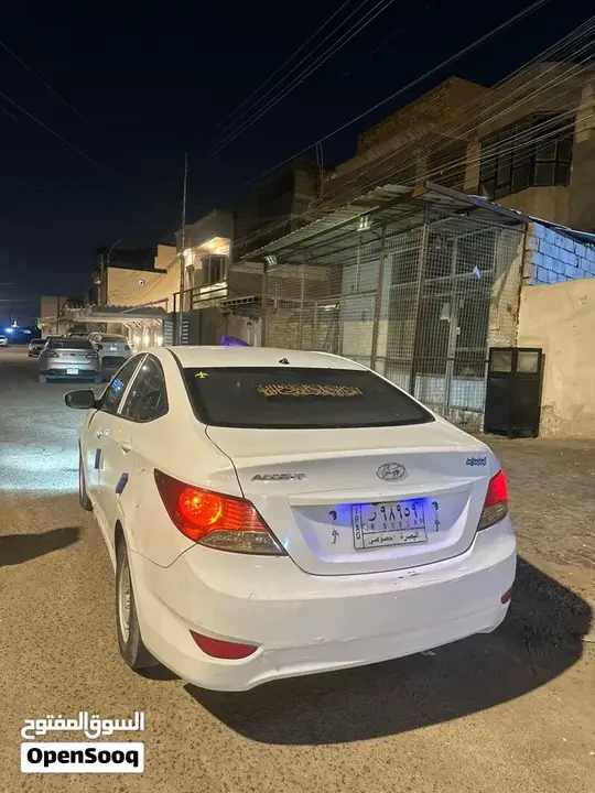 Hyundai Accent 2015 photo 2