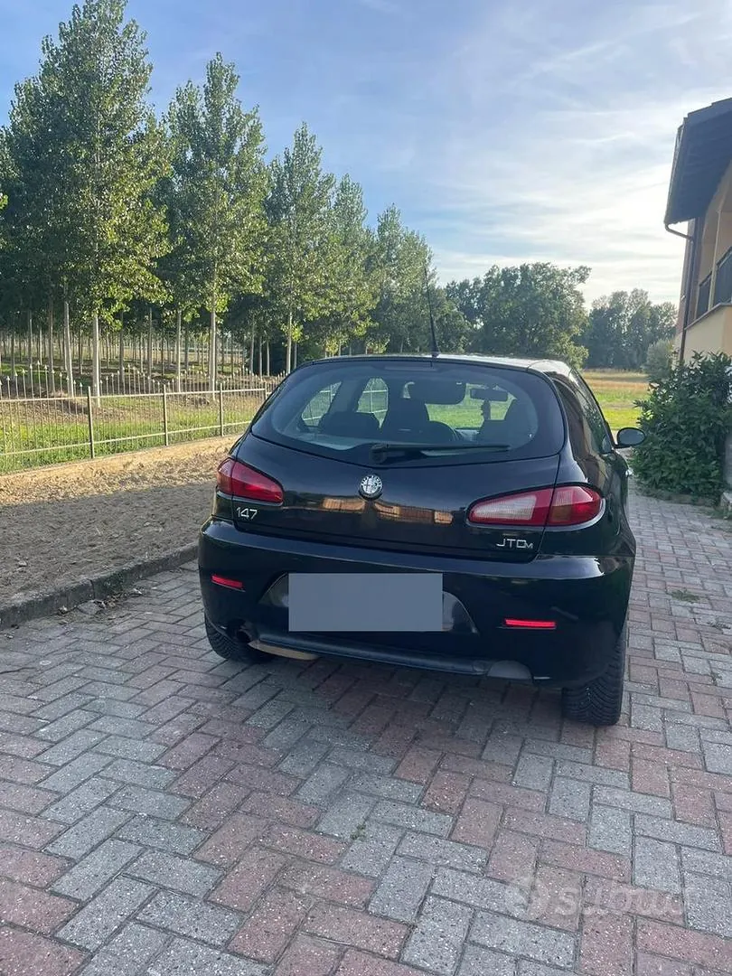 Alfa Romeo 147 2008 photo 3