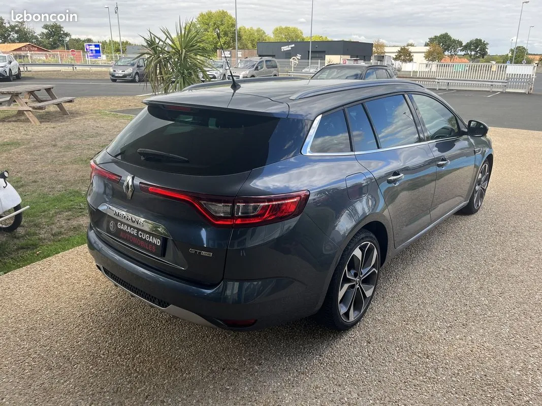 Renault Megane 2019 photo 3