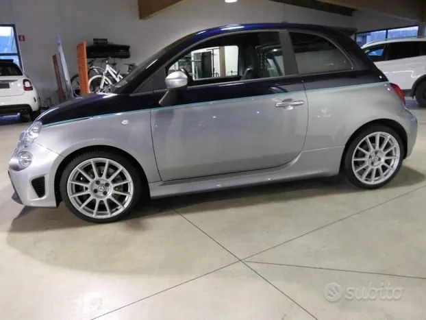 Abarth 695 2019 photo 2