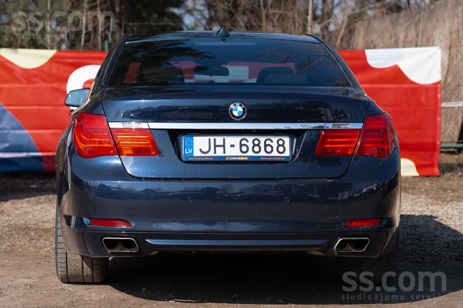 BMW 730D 2011 photo 3