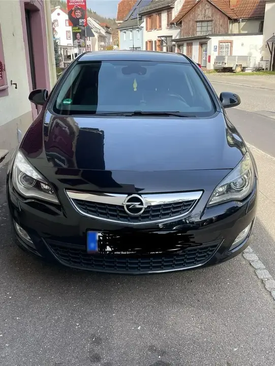 Opel Astra J