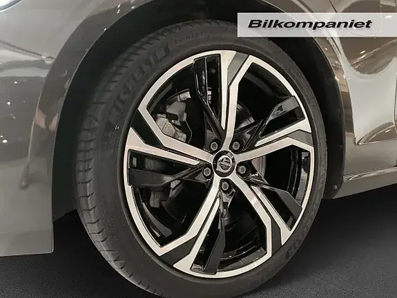 Volvo V60 2025 photo 5