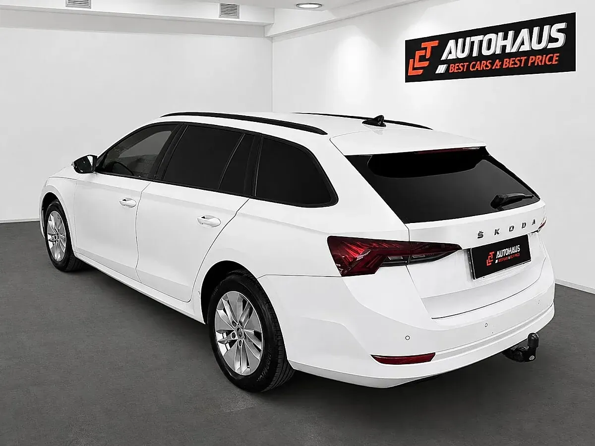 Skoda Octavia 2022 photo 3