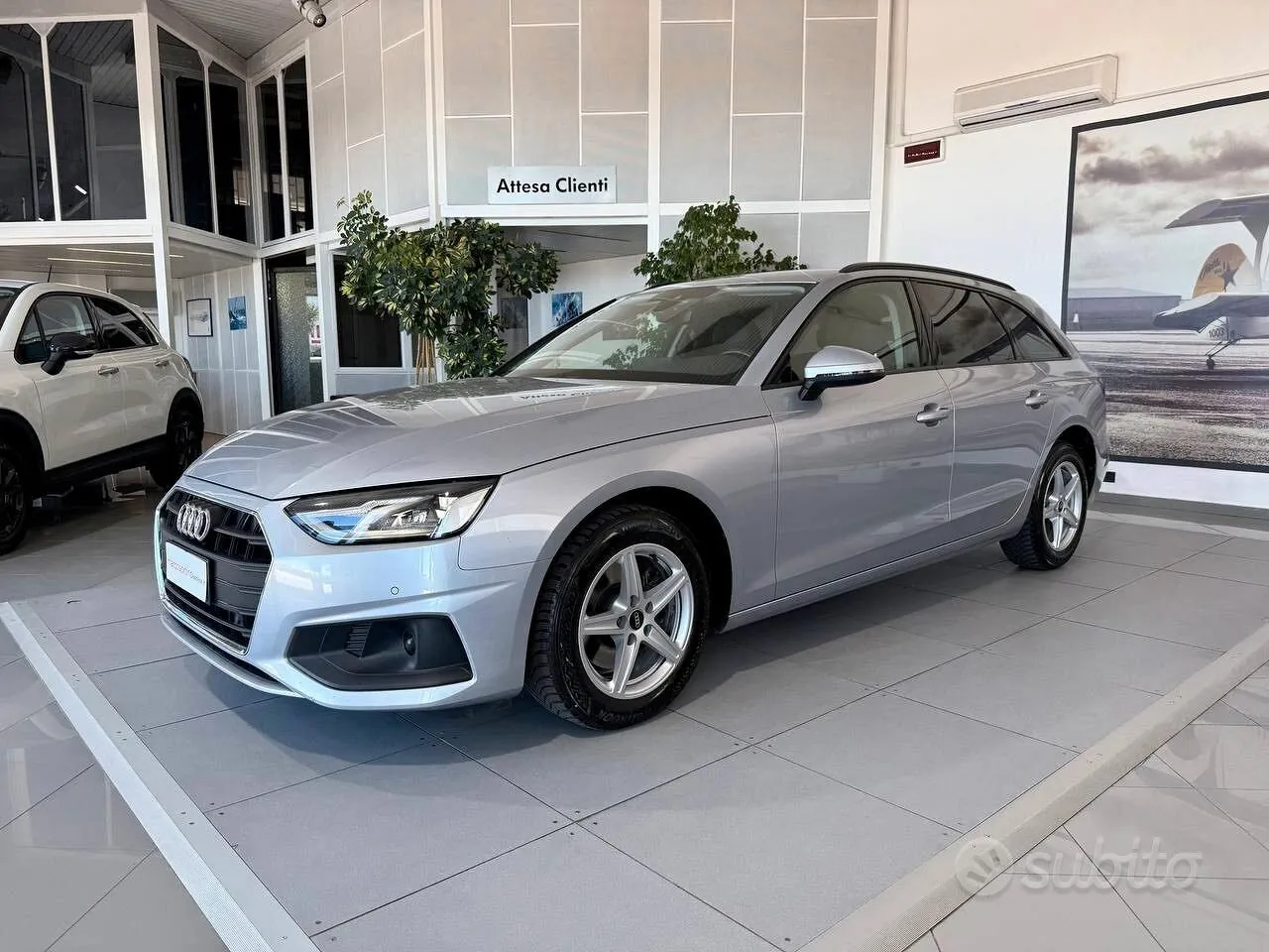 Audi A4 Avant 2022 photo 3