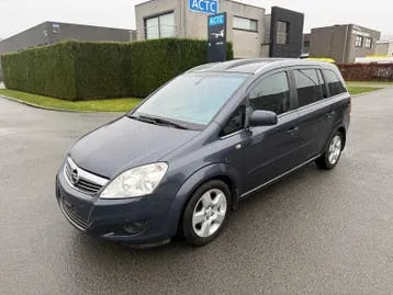 Opel Zafira 2010 photo 2