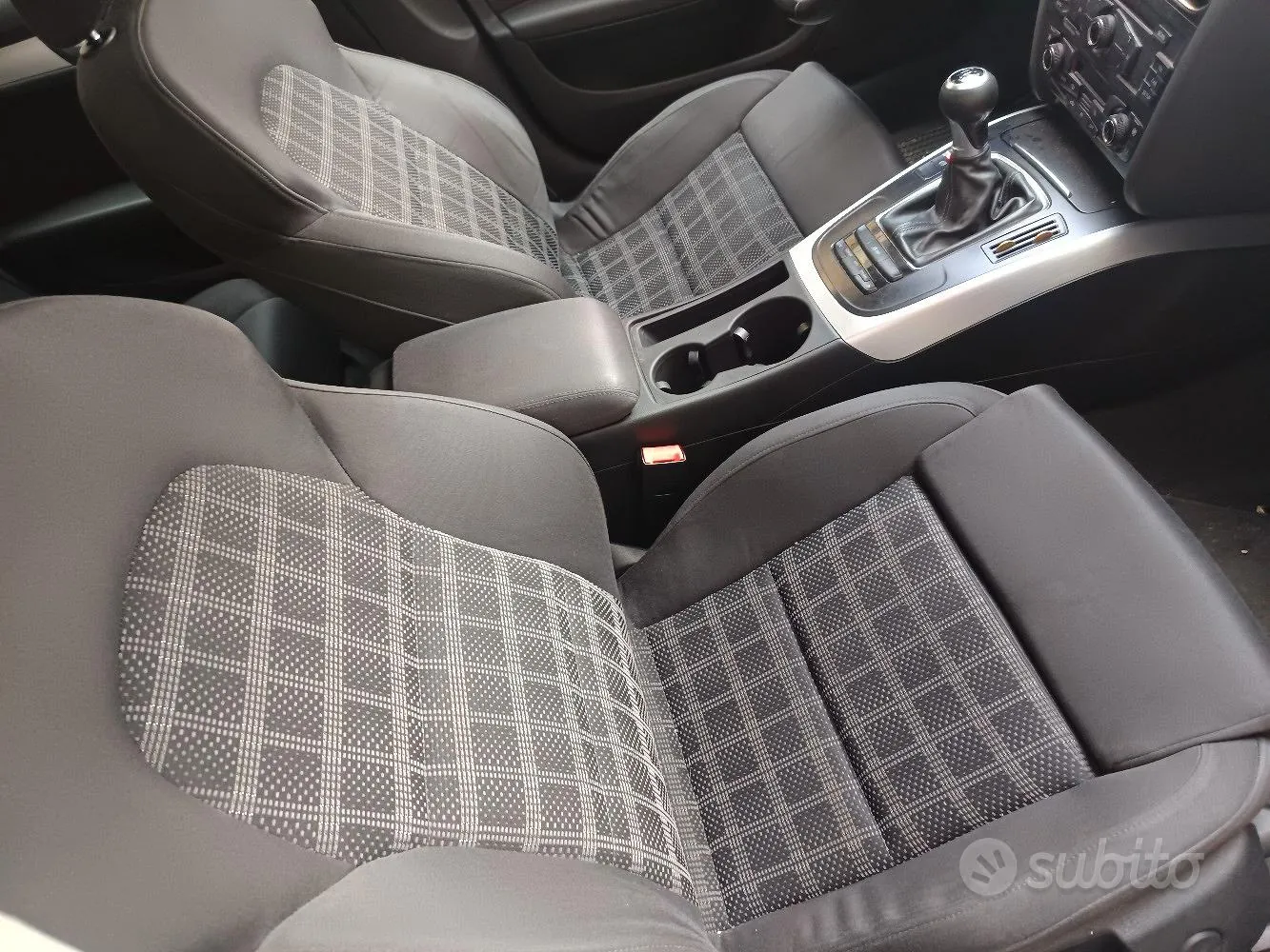 Audi A4 2008 photo 2