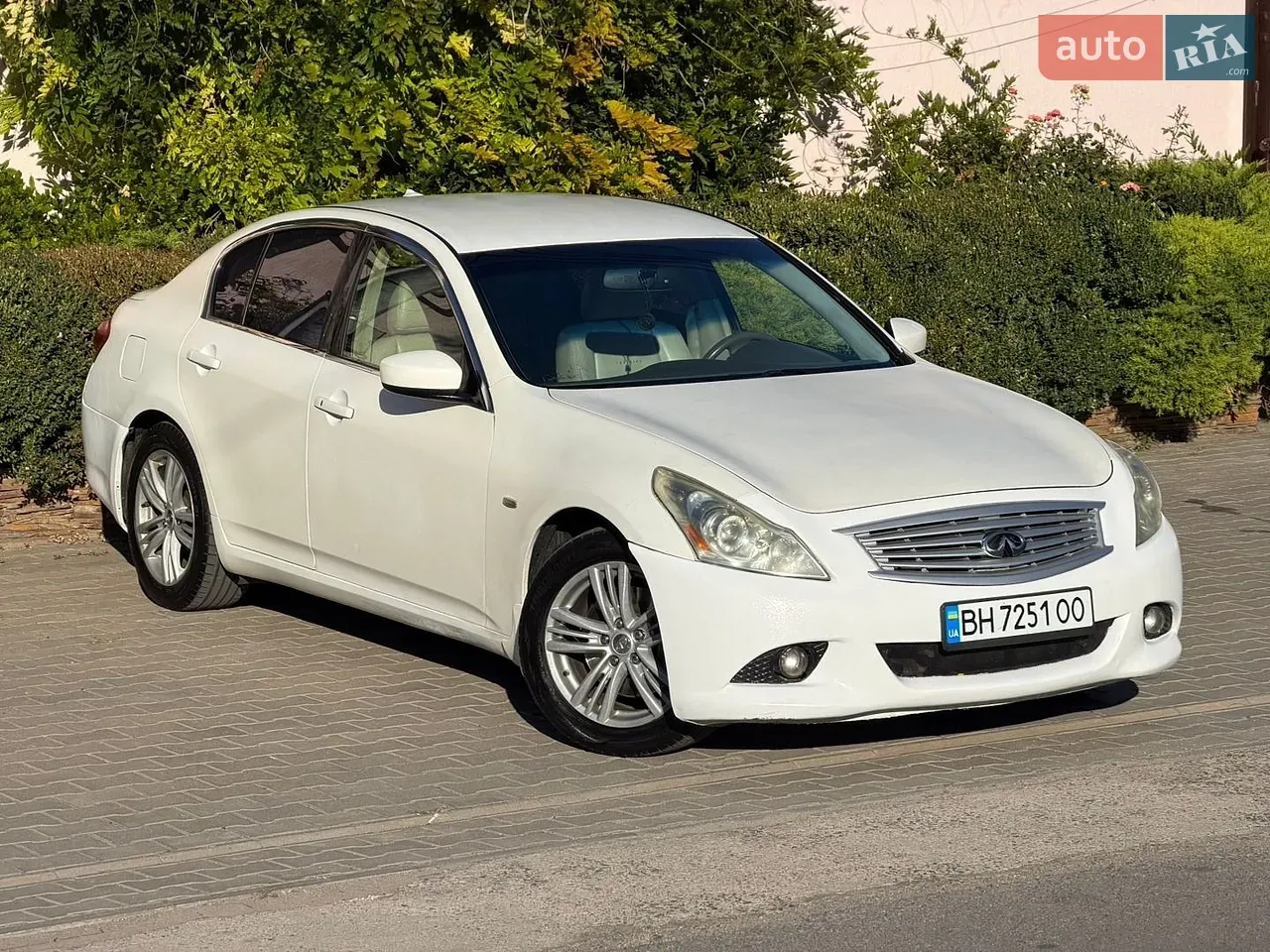 Infiniti G25