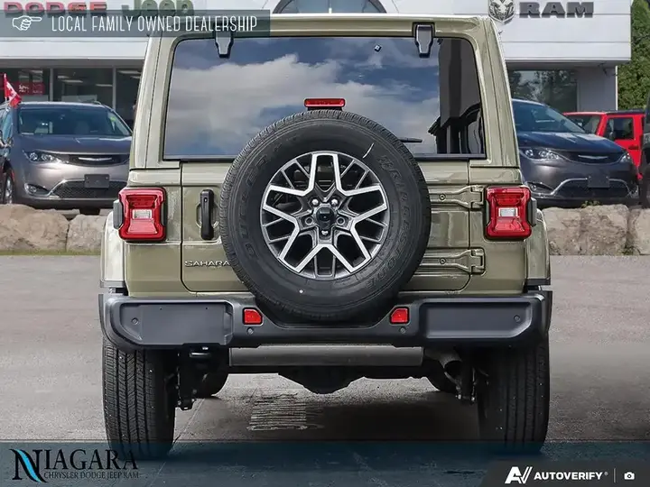 Jeep Wrangler 2026 photo 5