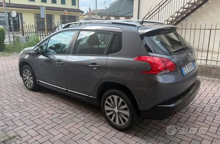 Peugeot 2008 2015 photo 4