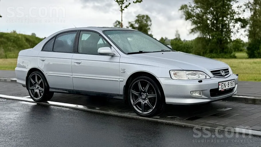 Honda Accord 2002 photo 5