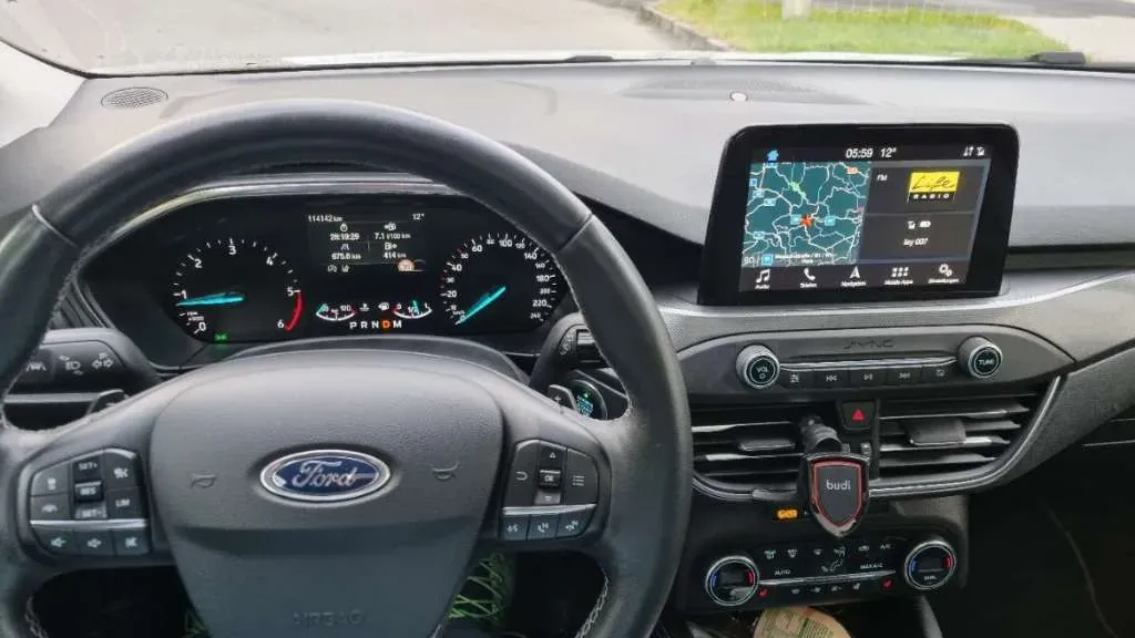 Ford Focus 2018 photo 3