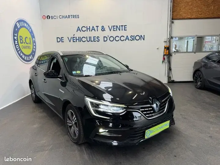 Renault Megane 2022 photo 2